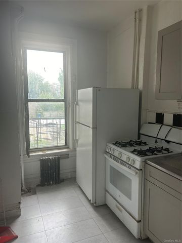 5907 4th Avenue, Brooklyn, NY 11220