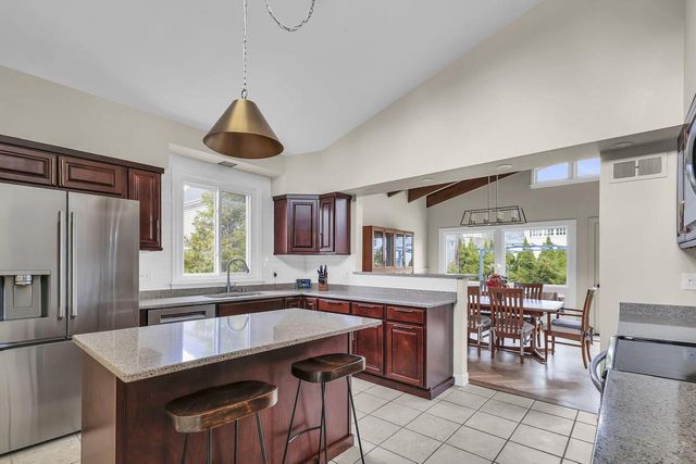 3429 Chatham STREET, Racine, WI 53402