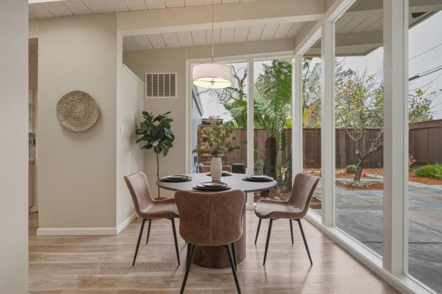 1135 Cedarwood Way, Redwood City, CA 94061