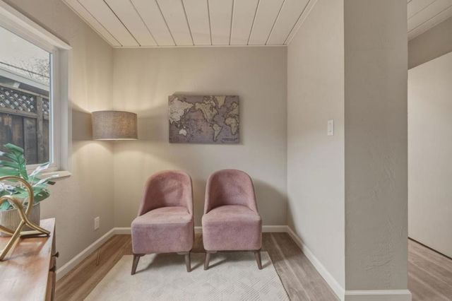 1135 Cedarwood Way, Redwood City, CA 94061