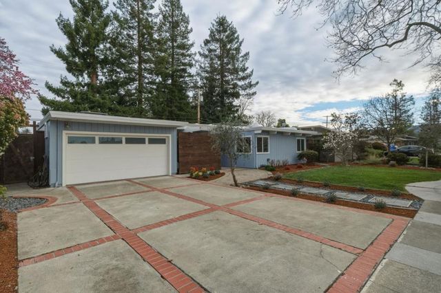 1135 Cedarwood Way, Redwood City, CA 94061