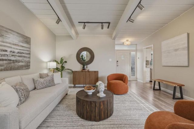 1135 Cedarwood Way, Redwood City, CA 94061