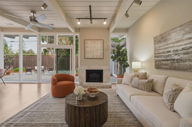 1135 Cedarwood Way, Redwood City, CA 94061