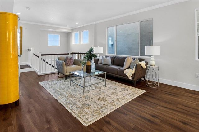 209 Bay Ridge Dr, Daly City, CA 94014