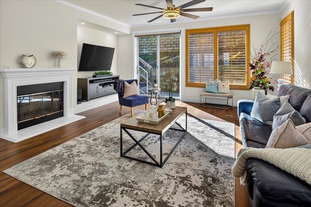 209 Bay Ridge Dr, Daly City, CA 94014