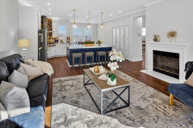 209 Bay Ridge Dr, Daly City, CA 94014