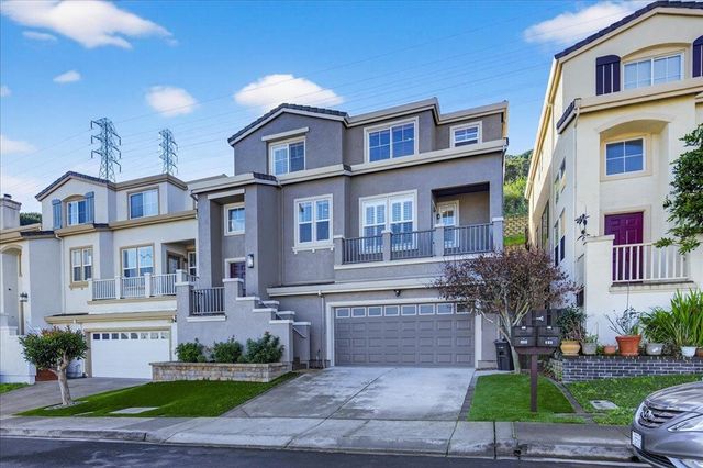 209 Bay Ridge Dr, Daly City, CA 94014