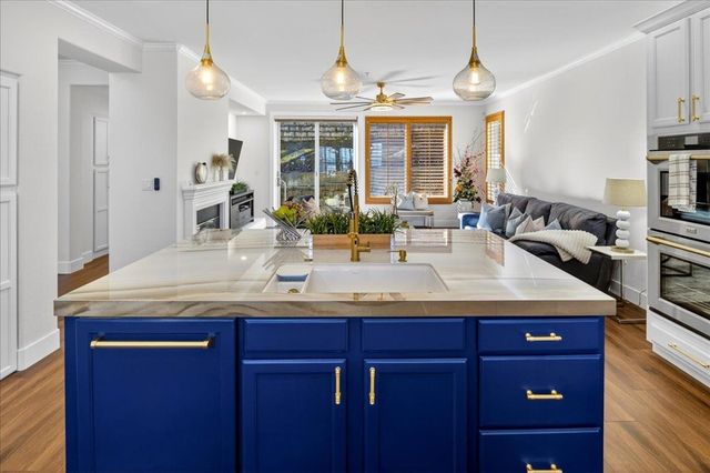 209 Bay Ridge Dr, Daly City, CA 94014