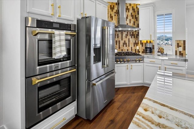 209 Bay Ridge Dr, Daly City, CA 94014