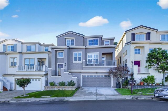 209 Bay Ridge Dr, Daly City, CA 94014