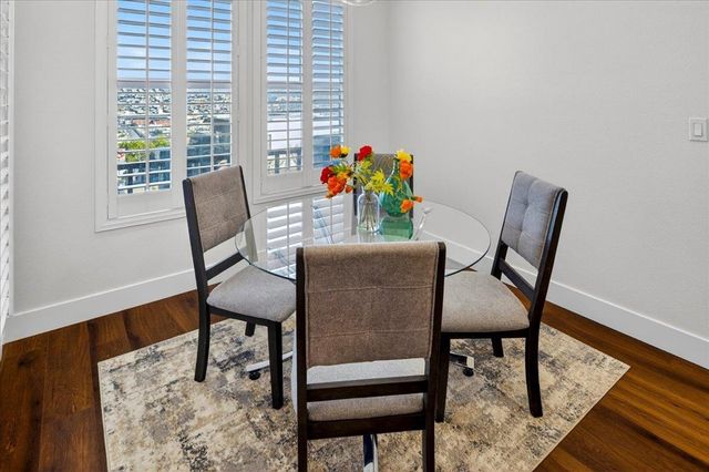 209 Bay Ridge Dr, Daly City, CA 94014