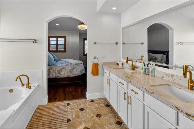 209 Bay Ridge Dr, Daly City, CA 94014