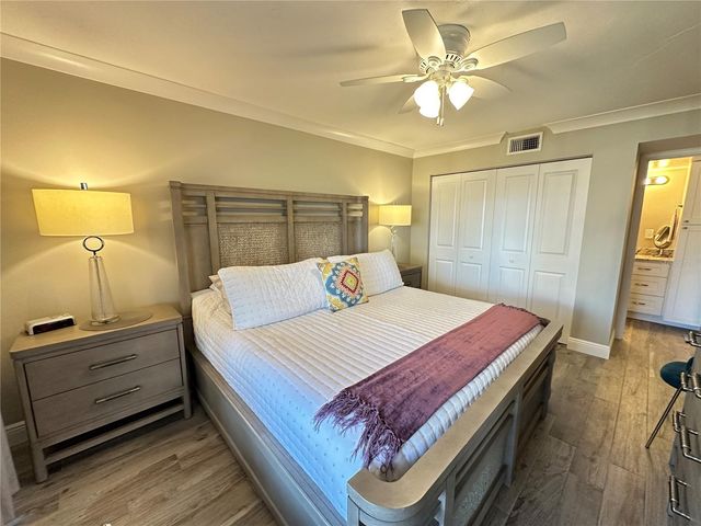 106 1ST STREET E 115, St Petersburg, FL 33715