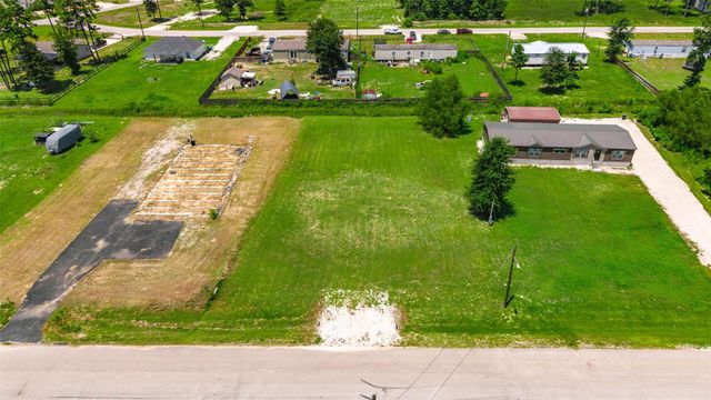 12185 County Road 37495, Cleveland, TX 77327