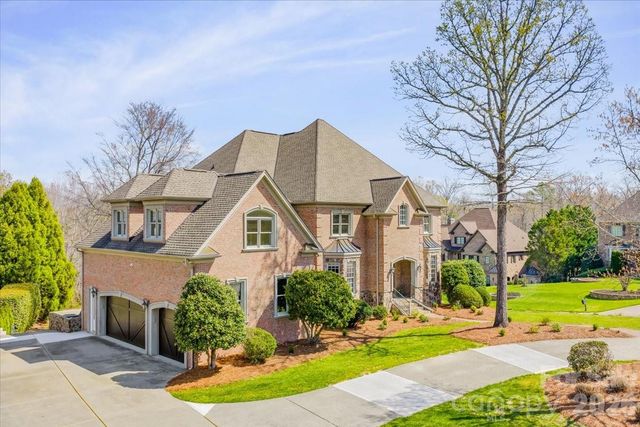 1900 Funny Cide Drive, Waxhaw, NC 28173