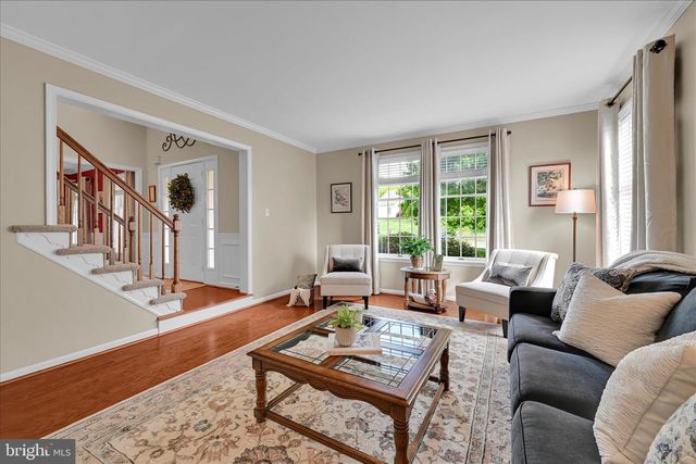 214 MILL POND DR, Exton, PA 19341