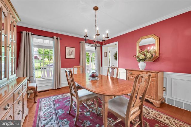 214 MILL POND DR, Exton, PA 19341