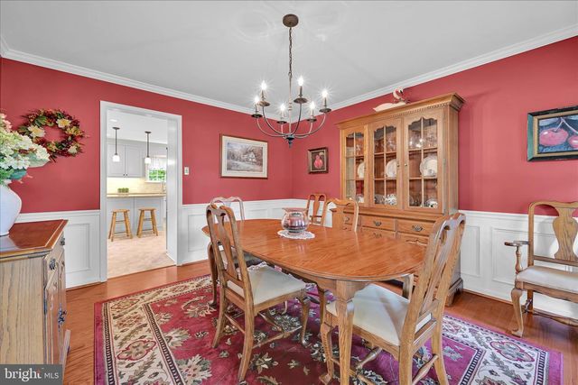 214 MILL POND DR, Exton, PA 19341