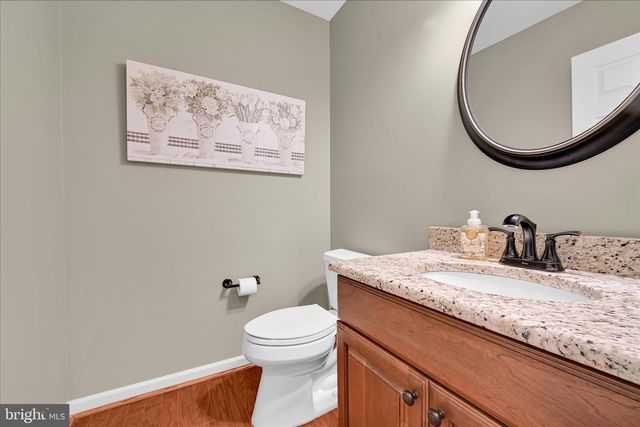 214 MILL POND DR, Exton, PA 19341