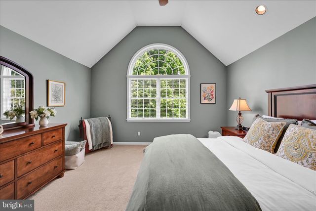 214 MILL POND DR, Exton, PA 19341