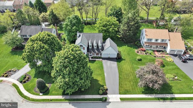 214 MILL POND DR, Exton, PA 19341