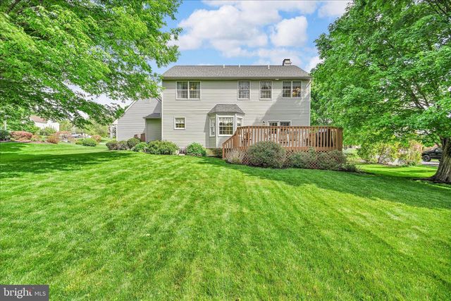 214 MILL POND DR, Exton, PA 19341