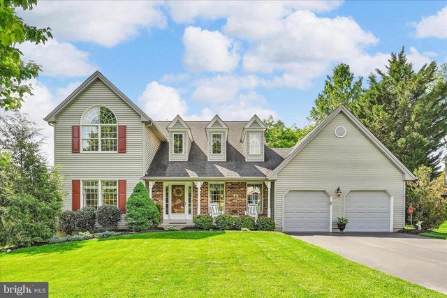 214 MILL POND DR, Exton, PA 19341
