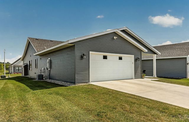 5370 Harvest Lake Drive NW, Rochester, MN 55901