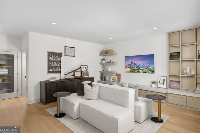 2244 Crestview Drive 35, Brookhaven, GA 30319