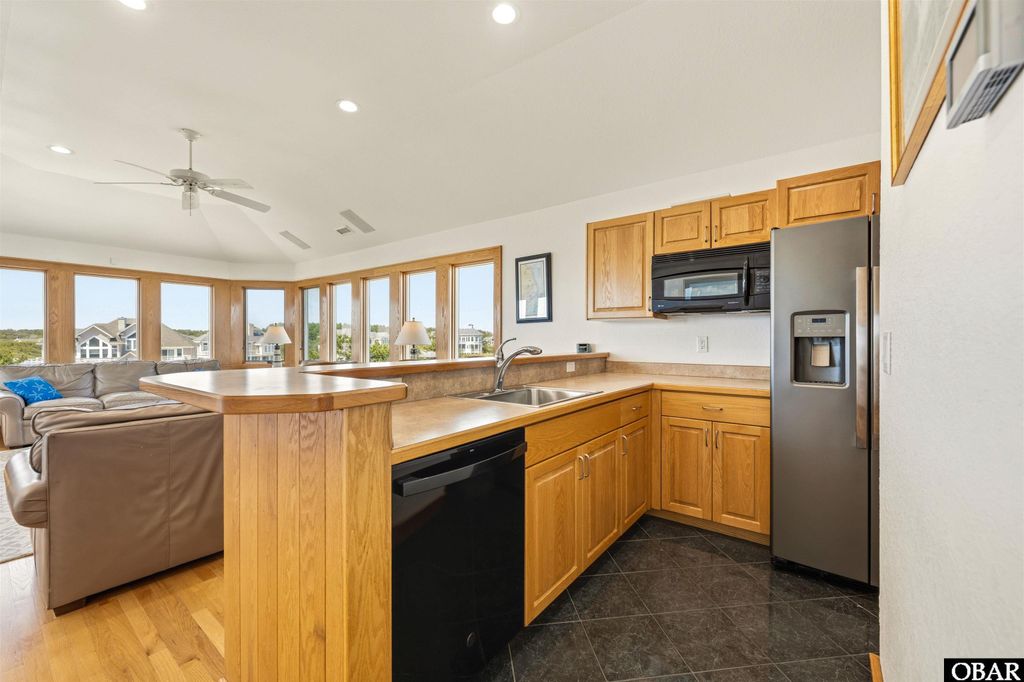 Image 13 of property listing at 413 Deep Neck Road Lot #90, Corolla, NC 27927