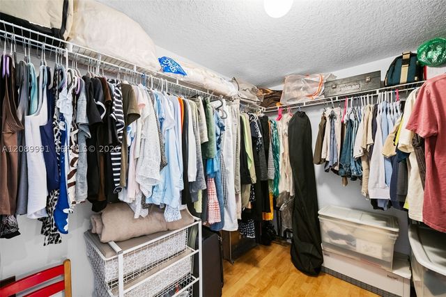 150 NE 15th Ave 350, Fort Lauderdale, FL 33301