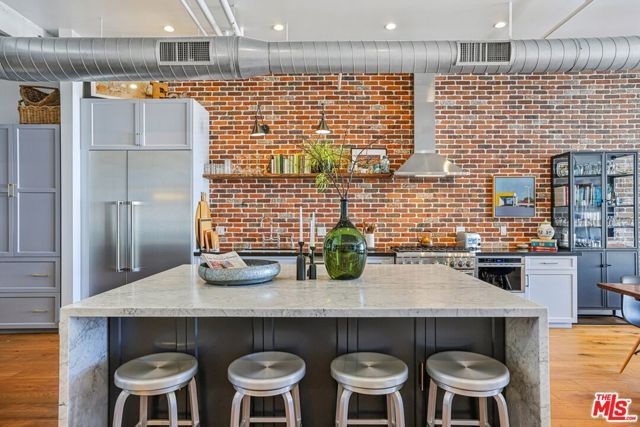 1645 N Vine Street 611, Los Angeles, CA 90028