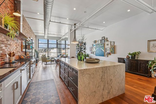 1645 N Vine Street 611, Los Angeles, CA 90028