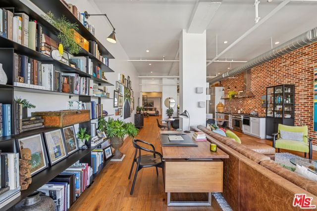 1645 N Vine Street 611, Los Angeles, CA 90028