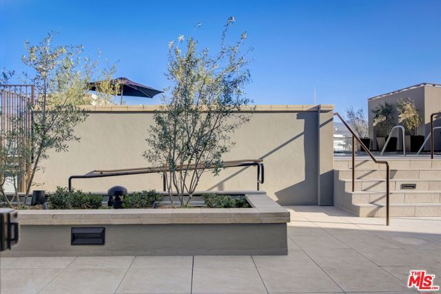 1645 N Vine Street 611, Los Angeles, CA 90028