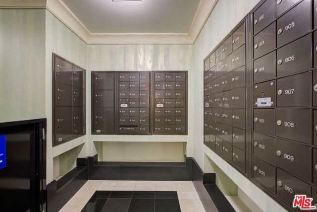 1645 N Vine Street 611, Los Angeles, CA 90028