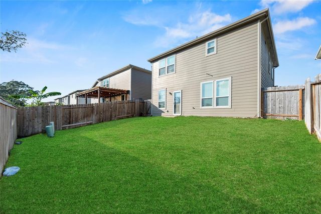 7322 Madison Commons Lane, Houston, TX 77075