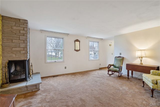 5984 Darby Road, Cicero, NY 13039