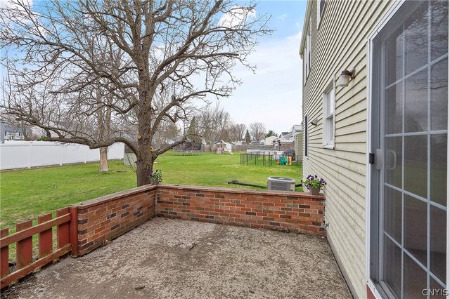 5984 Darby Road, Cicero, NY 13039