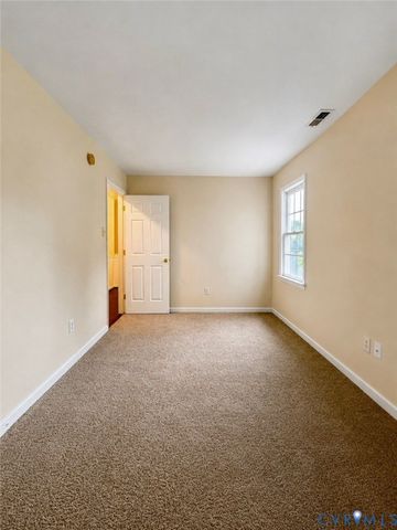 8240 Tarragon Dr, Mechanicsville, VA 23111