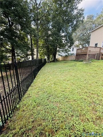 8240 Tarragon Dr, Mechanicsville, VA 23111
