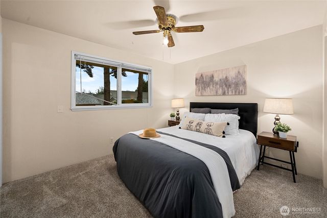 26650 18th Place S, Des Moines, WA 98198