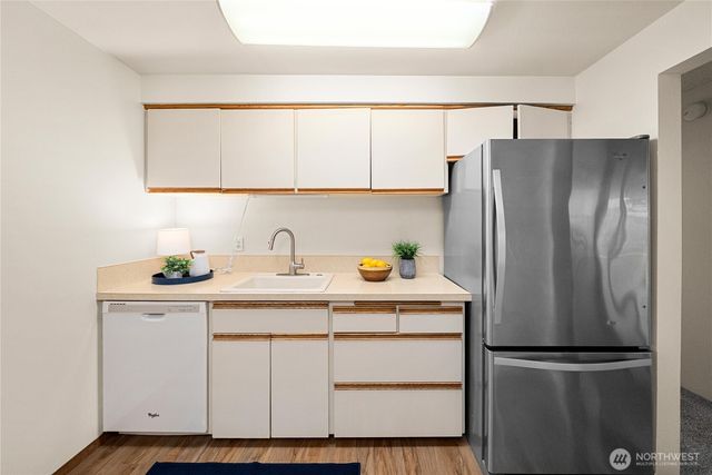 26650 18th Place S, Des Moines, WA 98198