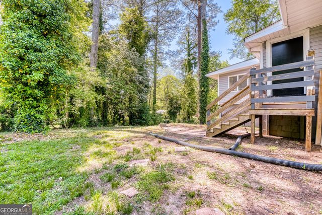 1340 Pineglen Drive, Riverdale, GA 30296