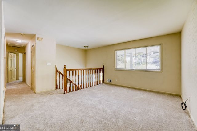 1340 Pineglen Drive, Riverdale, GA 30296