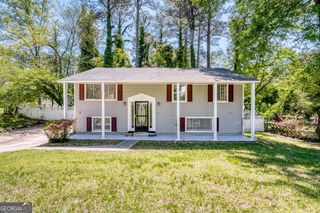 1340 Pineglen Drive, Riverdale, GA 30296