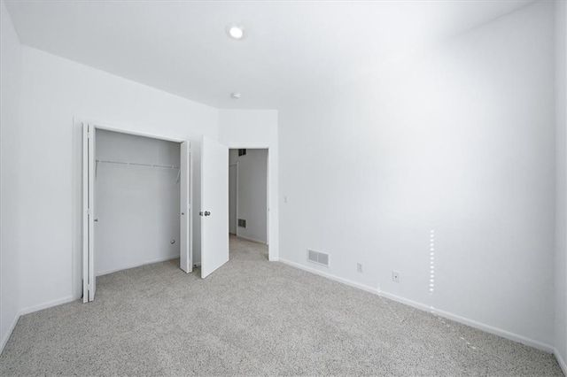 1201 N MART WAY Drive 107, Olathe, KS 66061