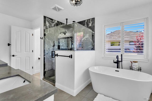 2513 Troon Ct, Fairfield, CA 94534
