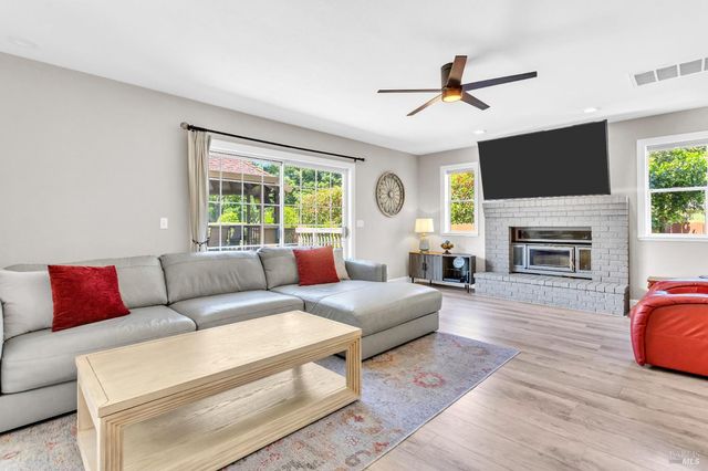 2513 Troon Ct, Fairfield, CA 94534