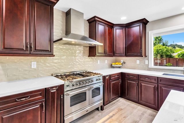 2513 Troon Ct, Fairfield, CA 94534